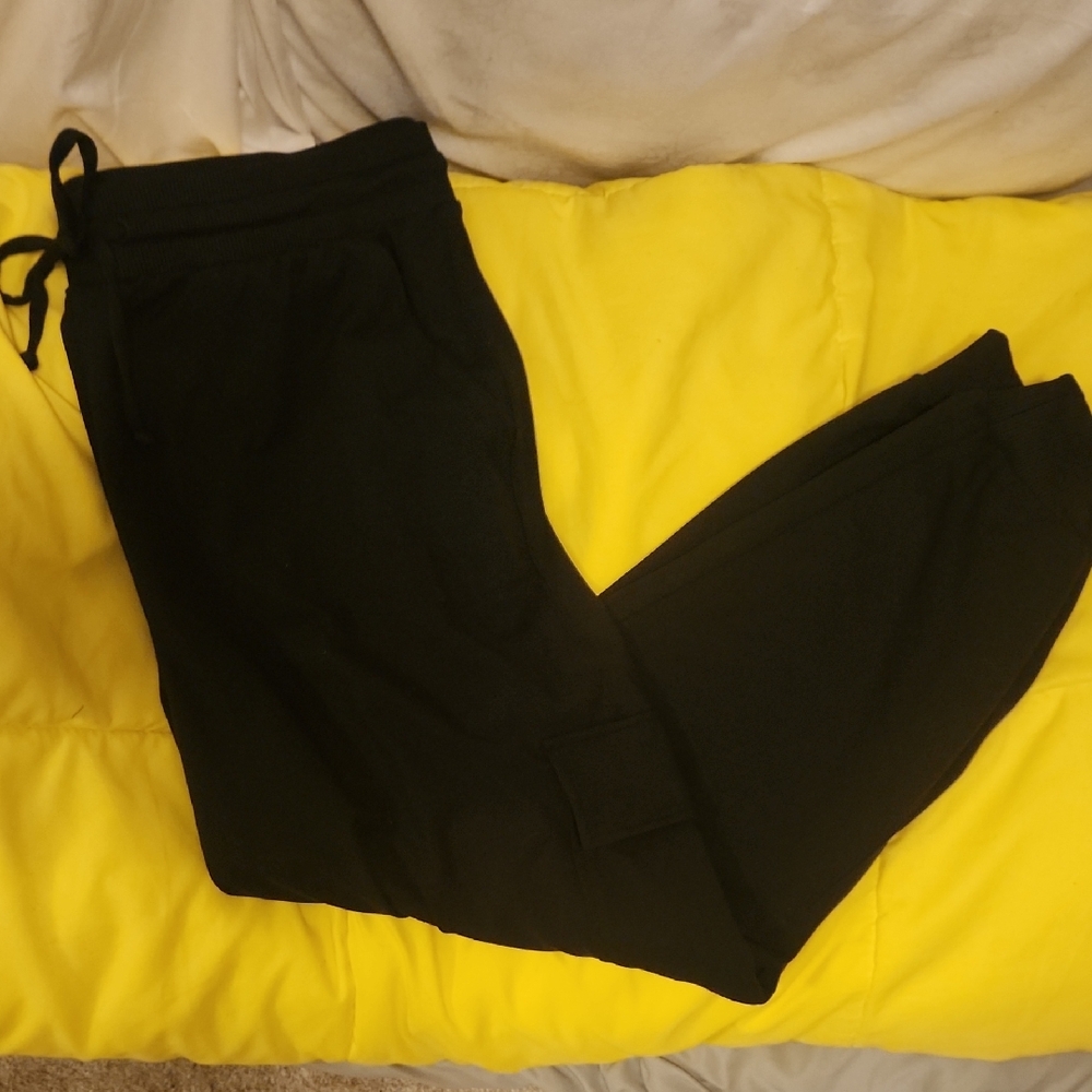 Rachel Zoe Black Cargo Joggers
